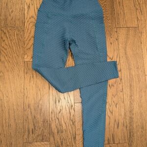 Constantly Varied Gear Kids Teal Textured Leggings